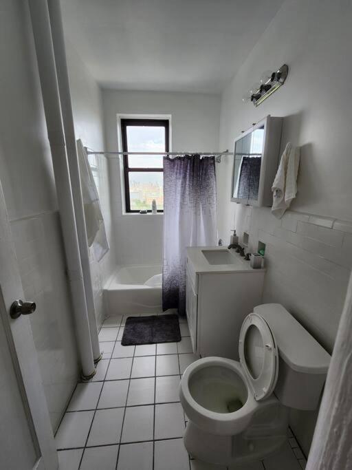 Elegant 2 Bed Gem! Mins From Nyc Apartment Union City Exterior photo
