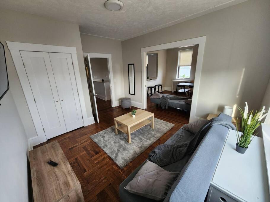 Elegant 2 Bed Gem! Mins From Nyc Apartment Union City Exterior photo